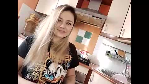 Snapshot of krisssexi chatting on January 2025 07:32:01 AM KrissSexi online show from January 2025 07:32:01 AM