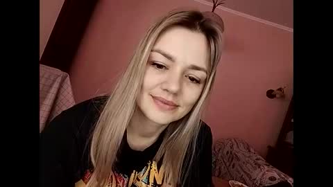 Snapshot of krisssexi chatting on February 2025 08:11:01 AM KrissSexi online show from February 2025 08:11:01 AM