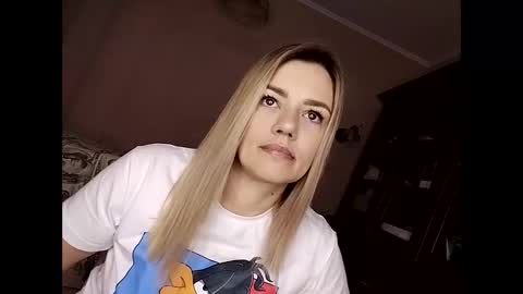 Snapshot of krisssexi chatting on March 2025 05:50:02 AM KrissSexi online show from March 2025 05:50:02 AM