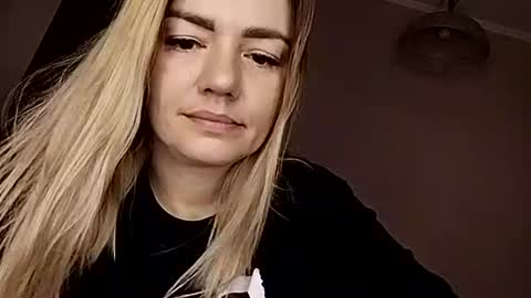 Snapshot of krisssexi chatting on September 2025 04:45:01 AM KrissSexi online show from September 2025 04:45:01 AM