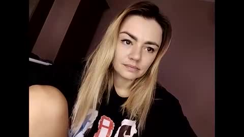 Snapshot of krisssexi chatting on September 2025 04:36:02 AM KrissSexi online show from September 2025 04:36:02 AM