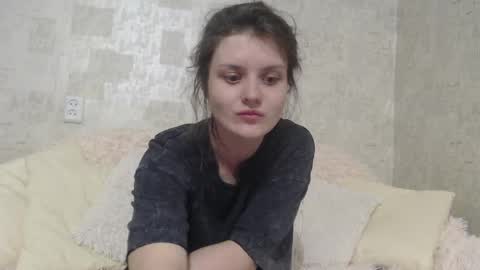 krissvoss online show from May 2026 08:27:01 PM