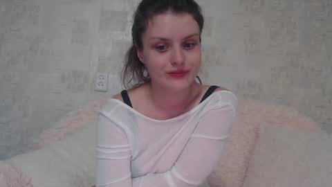 krissvoss online show from August 2026 06:06:02 PM