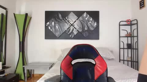 Andrea online show from September 2025 06:31:02 PM