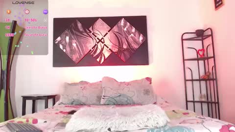 Andrea online show from October 2025 07:14:02 PM