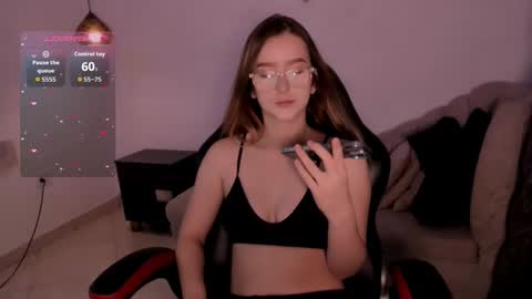 kristal online show from September 2025 12:50:02 PM