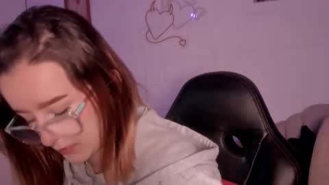 kristal online show from September 2025 12:08:02 PM