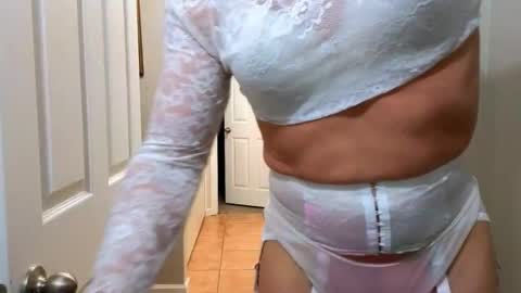 Kristal Mountain online show from February 2026 05:24:01 AM