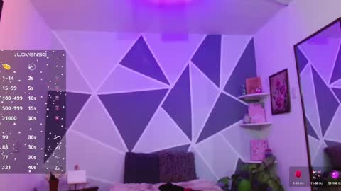 Kristall online show from March 2025 01:06:02 PM