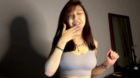 Snapshot of kristelbrigantino chatting on April 2026 02:18:02 PM Kristen online show from April 2026 02:18:02 PM