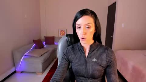 Snapshot of kristen_garner chatting on May 2026 08:39:01 PM Sophia online show from May 2026 08:39:01 PM