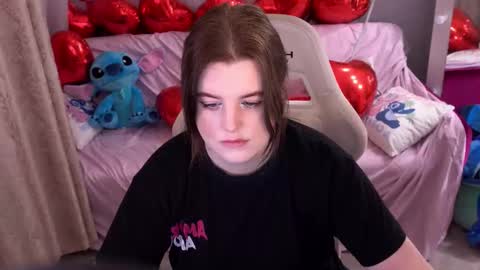 kristifoxy online show from February 2026 06:17:01 AM