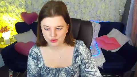 Snapshot of kristifoxy chatting on April 2026 05:27:02 AM kristifoxy online show from April 2026 05:27:02 AM