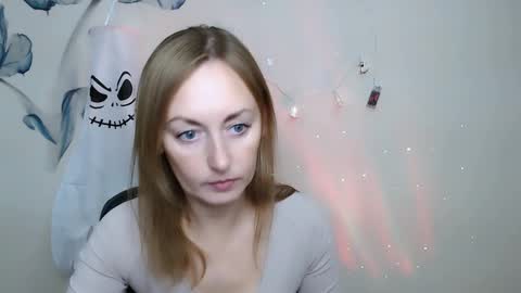 Kristi online show from October 2025 06:47:01 AM