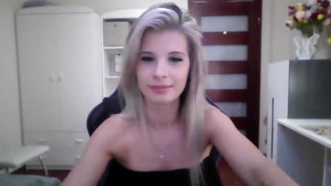 KristineAmore online show from September 2025 10:08:02 AM