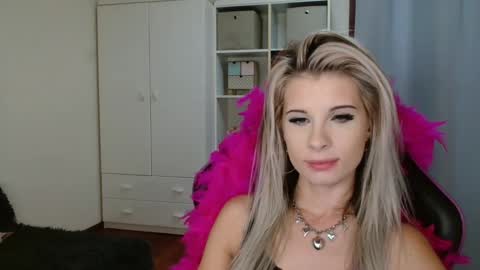 KristineAmore online show from October 2025 06:30:02 PM