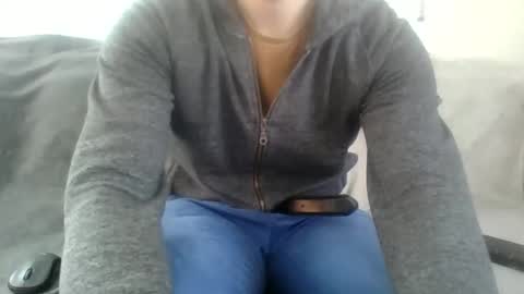 kristoffer220 online show from December 2025 01:04:02 PM