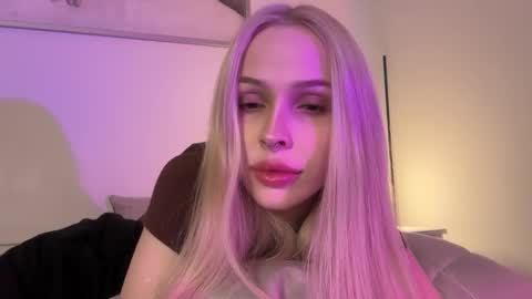 Kristy and Alice online show from September 2025 08:23:02 PM