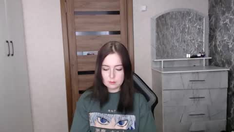 Kristy online show from December 2025 11:46:01 PM