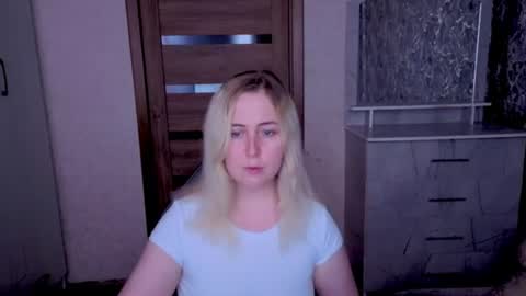 Kristy online show from June 2026 12:00:01 PM