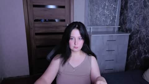 Kristy online show from July 2026 10:01:02 PM