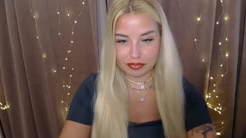 KristyFlowers online show from January 2025 06:16:01 AM