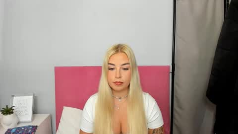 KristyFlowers online show from January 2025 09:03:01 AM