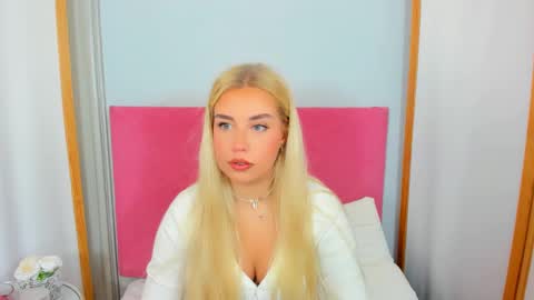 KristyFlowers online show from February 2025 06:15:01 AM