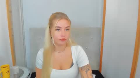 KristyFlowers online show from March 2025 09:44:01 AM