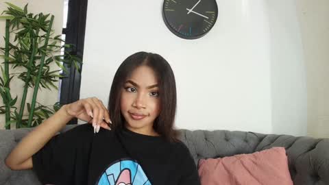 Cristina online show from January 2025 07:31:02 PM