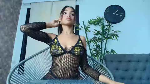 Cristina online show from February 2025 10:31:01 PM