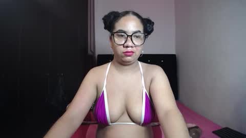 kristynsmith20 online show from September 2025 03:50:01 AM