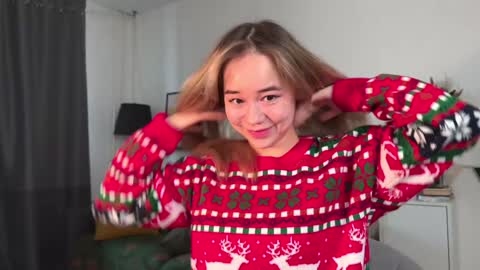 Snapshot of kristyspiritedaway chatting on January 2025 08:35:01 AM Kristy Nip slip shady  Best model on CB  online show from January 2025 08:35:01 AM