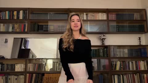 Snapshot of kristyspiritedaway chatting on January 2025 04:08:01 PM Kristy Nip slip shady  Best model on CB  online show from January 2025 04:08:01 PM