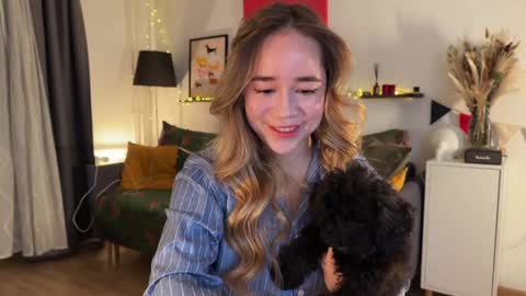 Snapshot of kristyspiritedaway chatting on February 2025 08:30:01 PM Kristy Nip slip shady  Best model on CB  online show from February 2025 08:30:01 PM