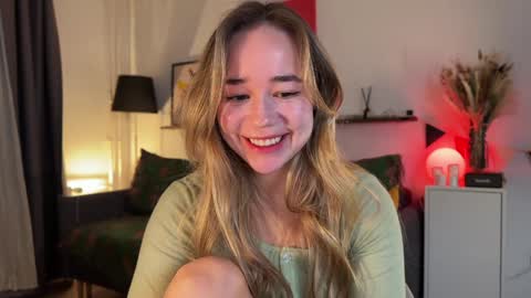 Snapshot of kristyspiritedaway chatting on February 2025 08:24:01 PM Kristy Nip slip shady  Best model on CB  online show from February 2025 08:24:01 PM