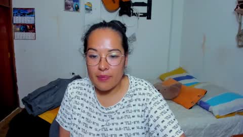 Snapshot of kroline_20 chatting on February 2025 02:55:01 AM Kroline  online show from February 2025 02:55:01 AM