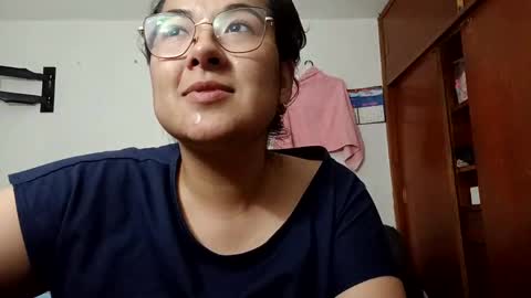 Snapshot of kroline_20 chatting on October 2025 04:20:01 AM Kroline  online show from October 2025 04:20:01 AM