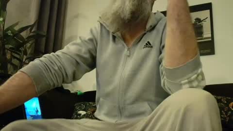 krummersaebel online show from April 2026 07:58:02 PM