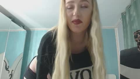 krystal desire online show from January 2026 07:30:01 PM