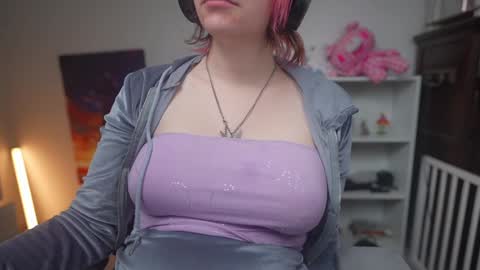 Snapshot of krystalsyxx chatting on January 2025 10:30:02 PM Krystal Syx online show from January 2025 10:30:02 PM