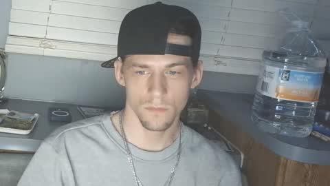 krytiar1992 online show from October 2025 05:36:02 AM