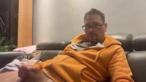 Snapshot of krzysztof1977 chatting on June 2026 09:18:02 PM krzysztof1977 online show from June 2026 09:18:02 PM