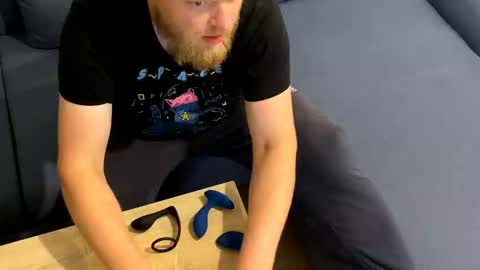 Tony online show from September 2025 08:12:02 PM