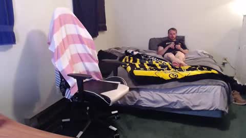 Kuggy online show from May 2026 10:17:02 PM