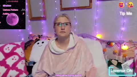 Samantha online show from October 2025 11:24:02 PM