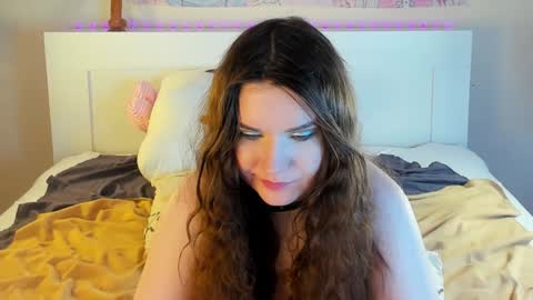 Snapshot of kuraii_ chatting on January 2025 06:27:02 AM Anna online show from January 2025 06:27:02 AM