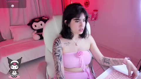   online show from December 2025 02:08:02 AM