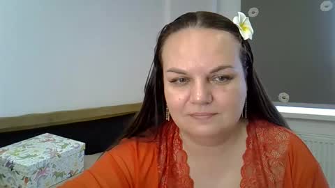 kurkuma_ online show from April 2026 01:41:01 PM