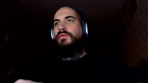 Snapshot of kuzmabig chatting on November 2025 04:39:01 PM kuzmabig online show from November 2025 04:39:01 PM